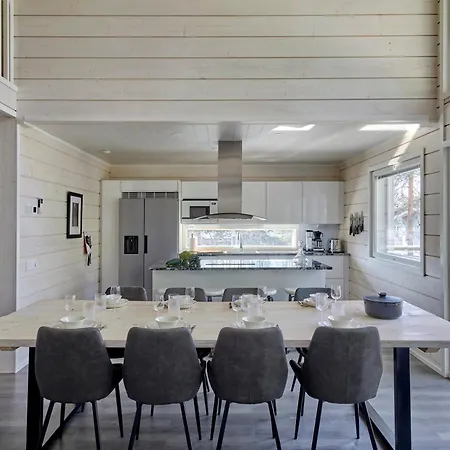 Holy Moly By Hilla Villa