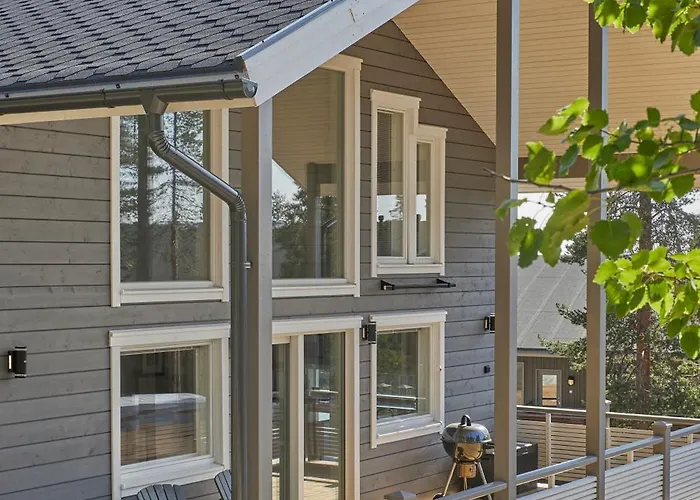 Holy Moly By Hilla Villa *